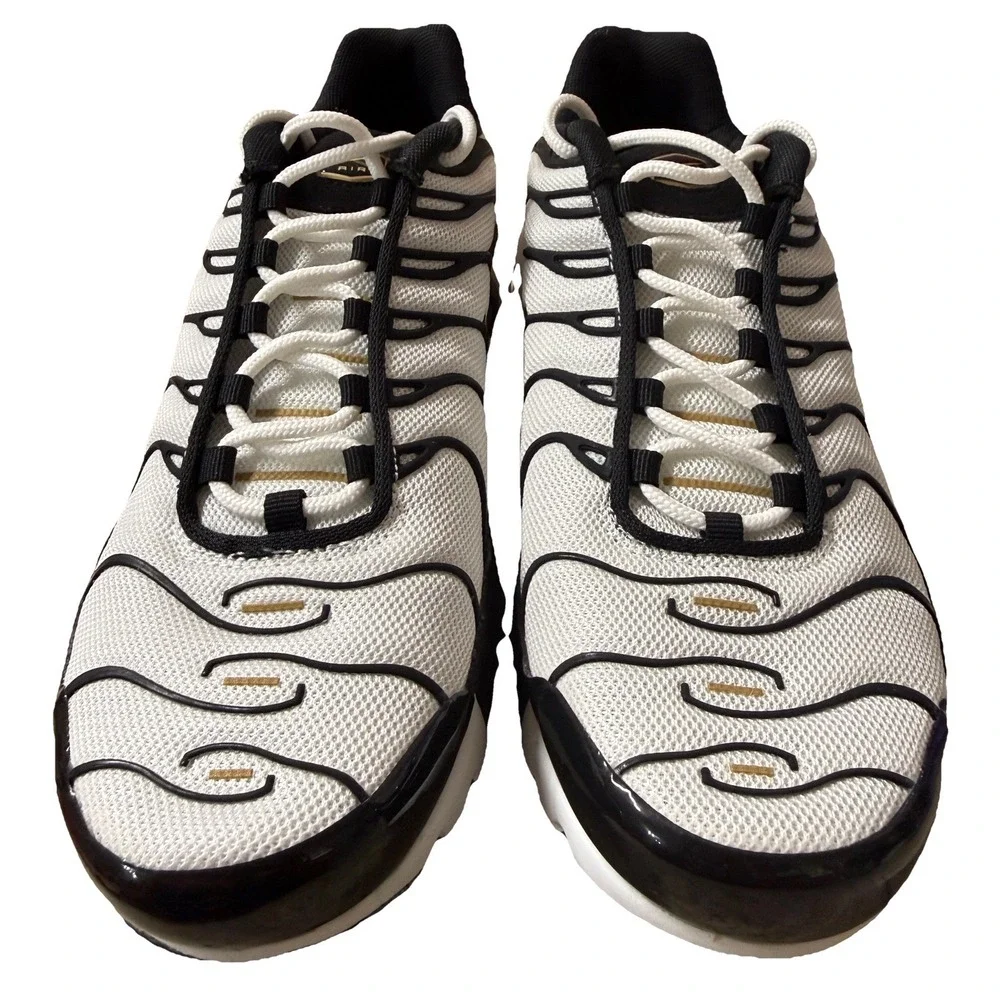 Nike Air Max Plus White Metallic Gold | CZ9188-001  Size Men 8 Women 9.5